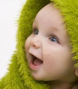 宝宝耳朵进水怎么办?_品牌童装网