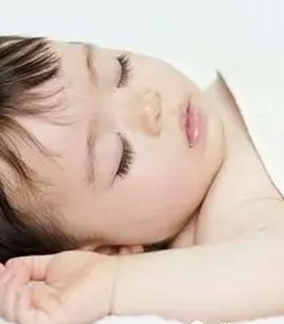 睡姿,宝宝健康状况