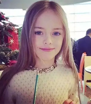超模,Kristina Pimenova,9岁