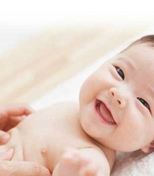 婴幼儿抚触,孩子性格发展,宝宝身体发育