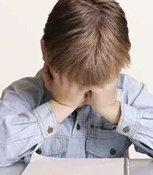 伤害孩子的心,父母吵架,父母发脾气