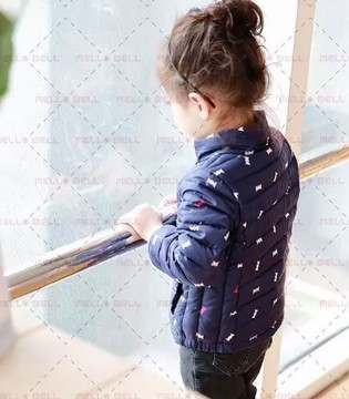 买衣服,衣物选择,挑选衣物