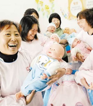 月嫂,坐月子,母乳喂养