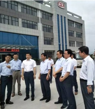 宝鸡市委书记,和氏乳业,参观指导