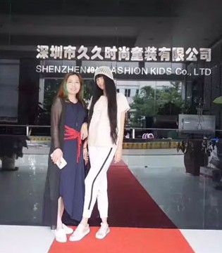 久久童装,时尚,娃娃