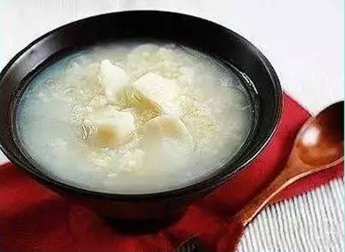 暇步士童装,淮安新亚暇步士专柜,HushPuppies