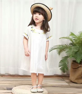 潮朴,品牌,童装,2017夏季,新品,清新,可爱,穿搭,女童