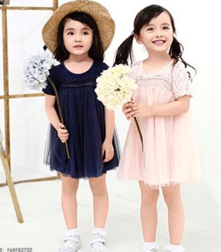 伟尼熊,品牌,童装,2017夏季,新品,女童,连衣裙,穿搭