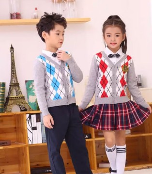 康正億虎,秋冬,校园服