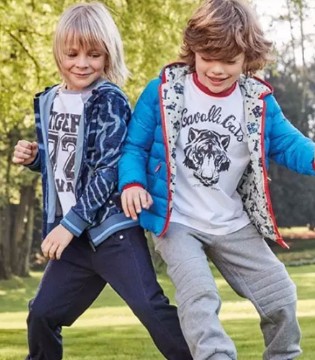 Roberto Cavalli,Roberto Cavalli欲在中国开四家新店,Roberto Cavalli重组见效