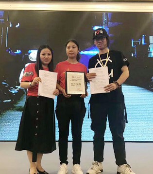 爱心果,品牌,童装,新店,开业,签约