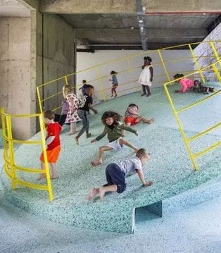 野兽派,Brutalist,新儿童玩乐所