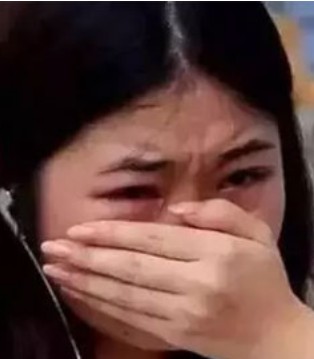 哈儿堡,街头乞讨,妈妈,残疾儿