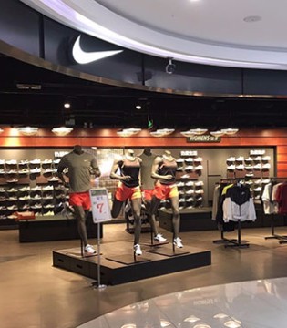 运动品牌,运动品牌财报,耐克,Adidas,Puma,安踏,李宁