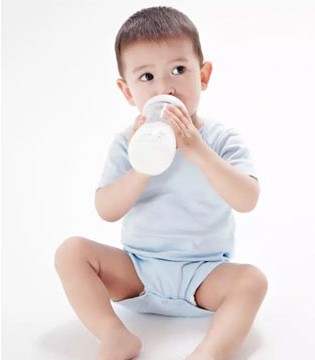 奶瓶,奶瓶保质期,奶瓶更换