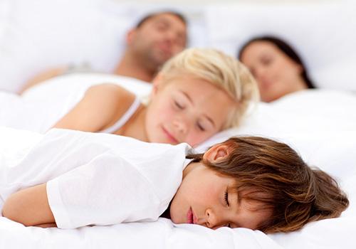 儿童睡眠障碍与什么有关 四个方法有效改善宝宝睡眠