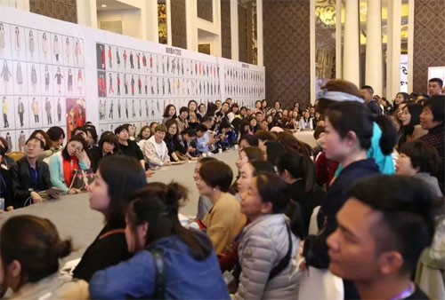 时尚小鱼第54届2018冬季新品发布会圆满结束