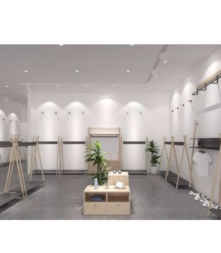 恋衣臣童装, 三店,齐开