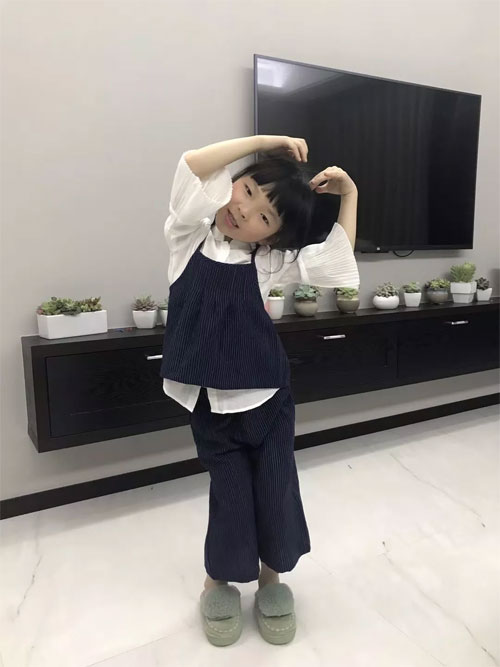 DHAiii,童装, 伯俞泣杖