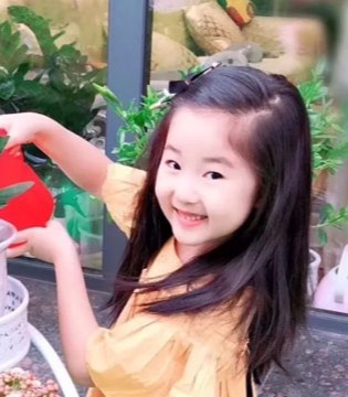 柏惠信子,童装,快乐,简单