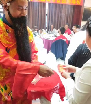大耳朵图图,大耳朵图图童鞋,大耳朵图图品牌加盟