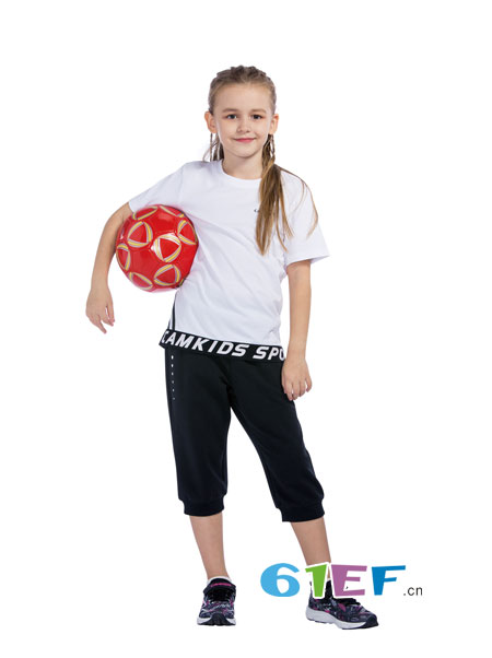 (CAMKIDS)垦牧:不管是NBA还是世界杯 给孩子来一款!