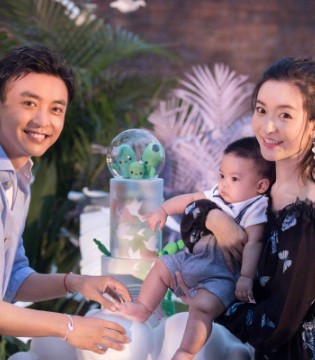 明星,李晟,李佳航,儿子,百日宴,贾乃亮