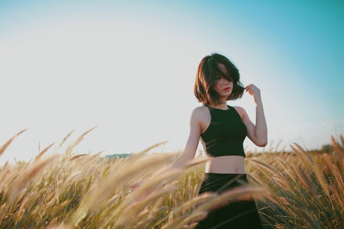 敷面膜美白 那么黄瓜面膜有什么美容功效?