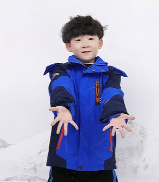 班吉鹿,童装,冲锋衣