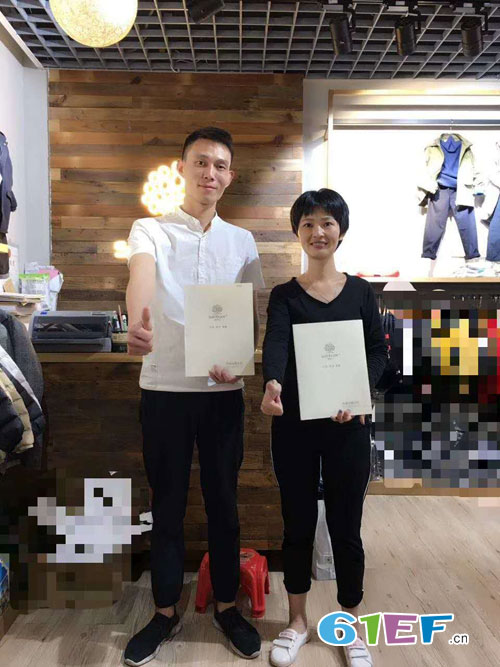 欢迎张女士、肖女士加入森虎儿大家庭 祝生意兴隆!