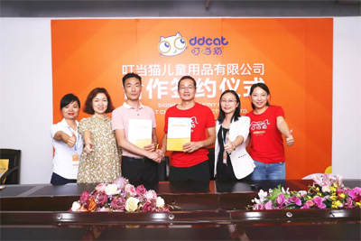 热烈庆祝叮当猫河南多店齐开创新绩!