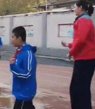 济南,11岁小女孩,2米1