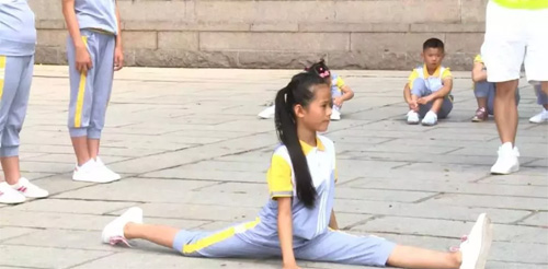 校园大道智慧校服专属品牌《陪你成长》----南少林