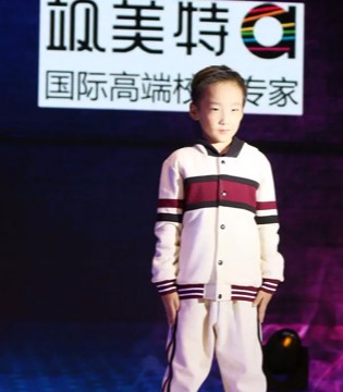 飒美特,校服,童尚大典