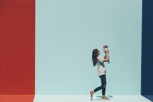 宝妈们如何应对母乳喂养引起的身体不适