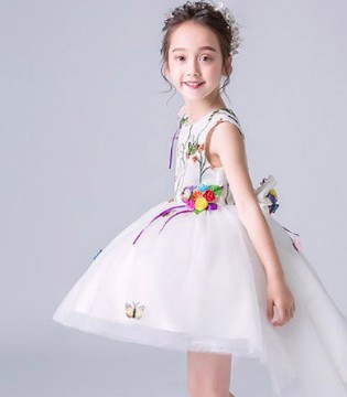 阔比豆,礼服,时尚