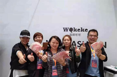 热烈祝贺温琪可可2019秋羽绒发布会圆满落幕