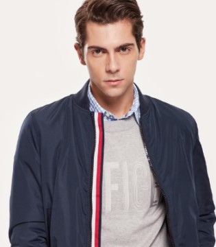 Tommy Hilfiger,服装,控制权