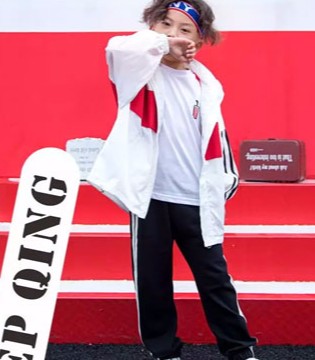 Uzaiumei ,优仔优妹,童装