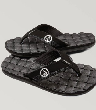 Volcom ,童鞋,国际