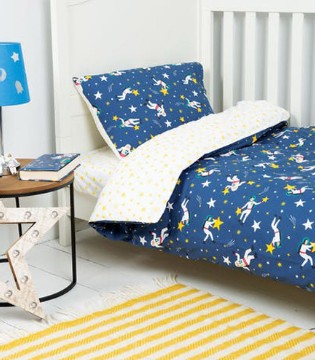 Frugi,用品,国际