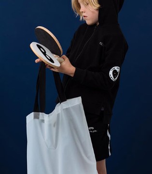 Beau Loves,用品,国际