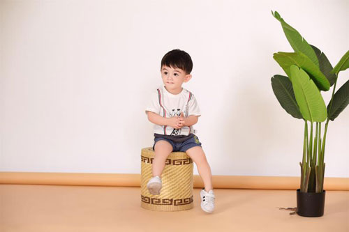 波波龙男童时尚T恤 做个满分元气 BOY