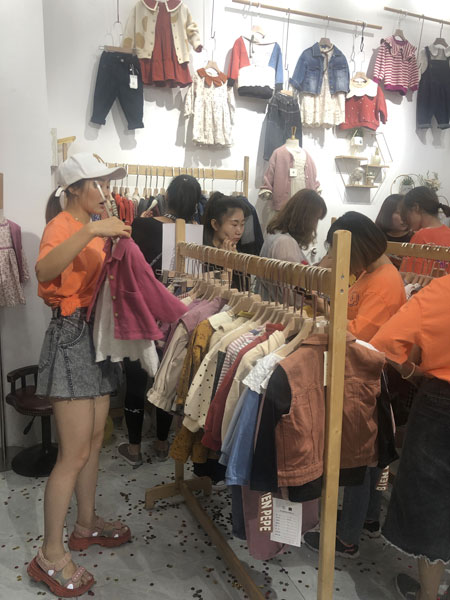 芙米拉2019秋冬订货会 火爆全场!