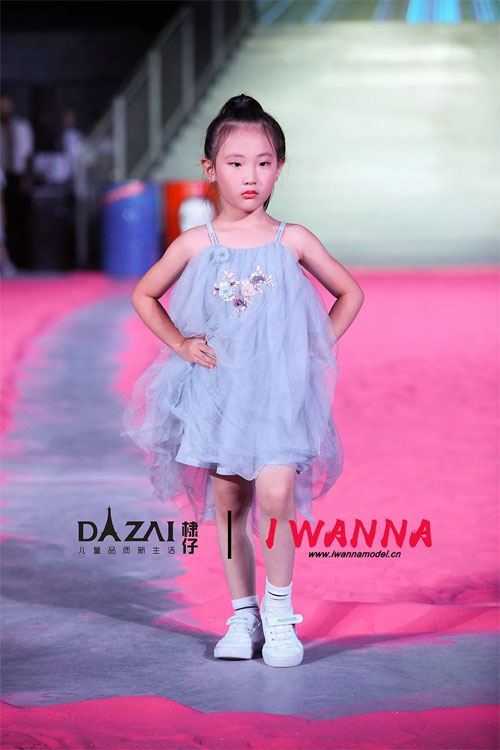 DIZAI丨DIZAI x I WANNA 专场发布