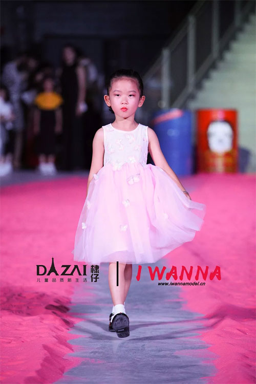 DIZAI丨DIZAI x I WANNA 专场发布