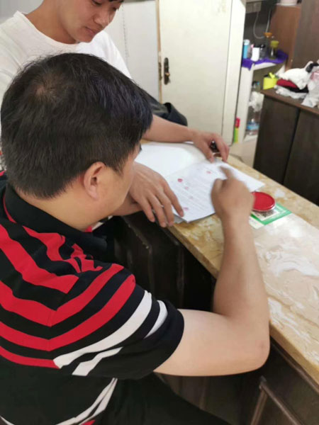 热烈祝贺朴与素品牌童装 项城店盛大开业