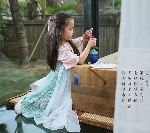 西萌叮品牌童装 我们一起来拍照吧?