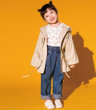 快乐精灵,童装品牌,快乐服装,服装颜色