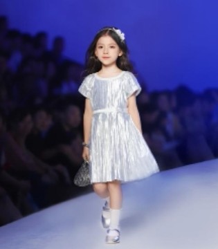 安奈儿童装2020春夏新品发布  开启意大利浪漫之旅